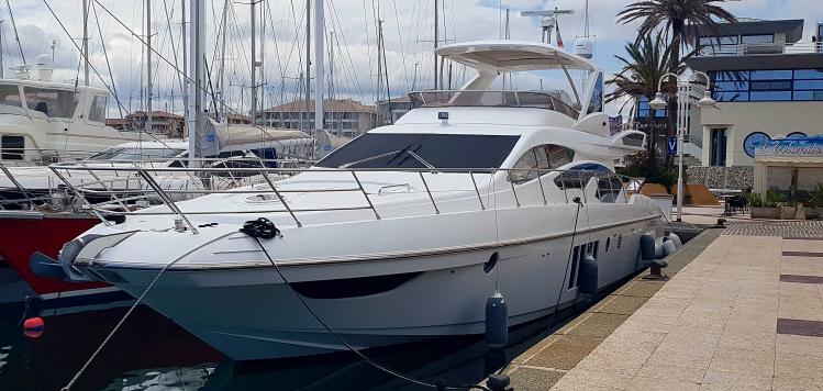 Azimut 64