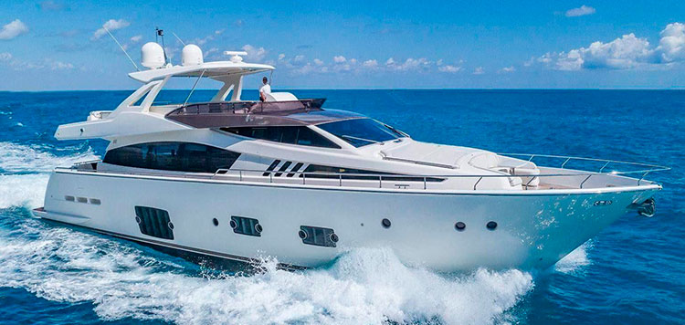 Ferretti 800