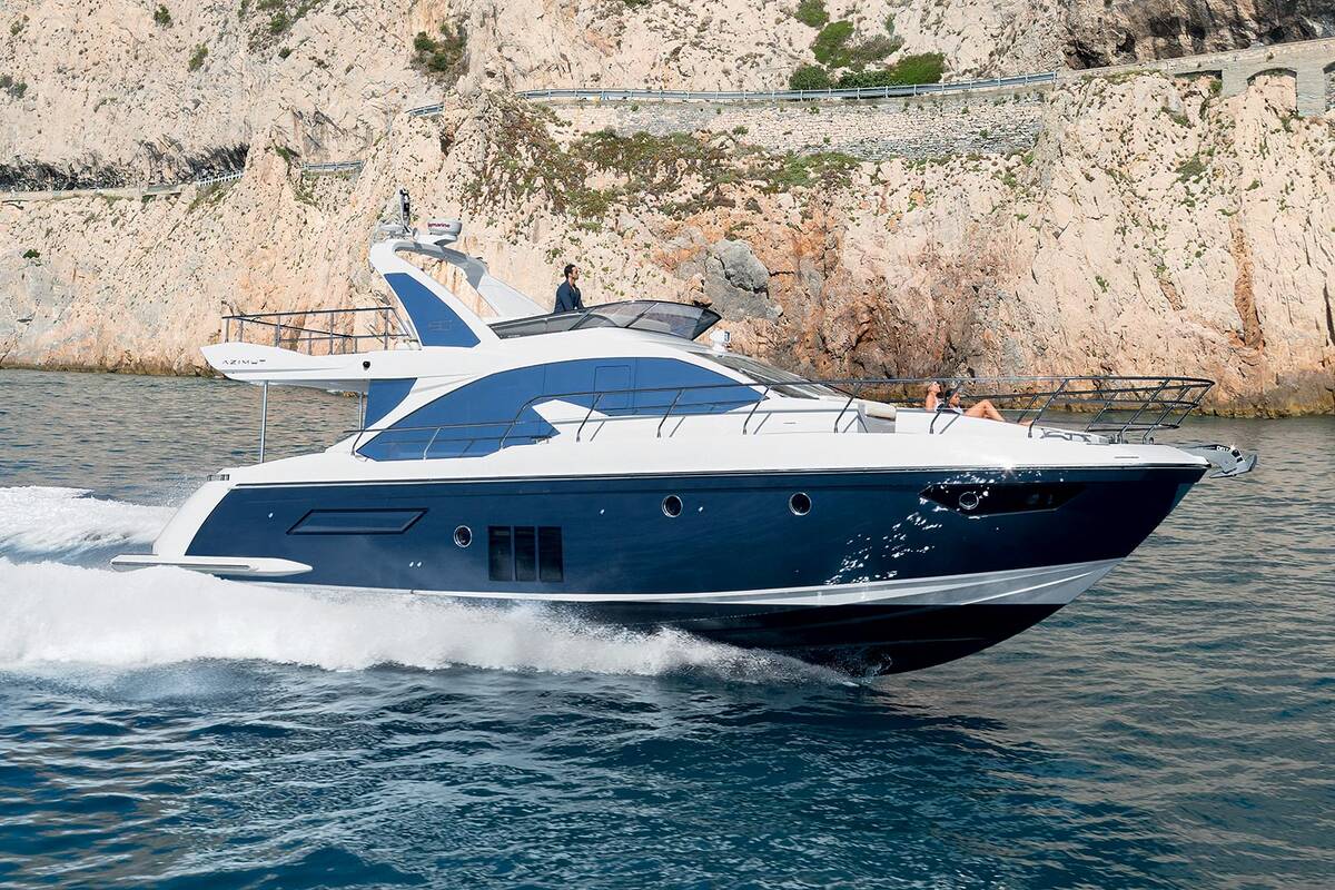 Au&szlig;en-Azimut 50 Flybridge