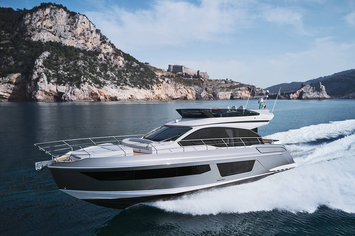 Экстерьер Azimut 53 Flybridge