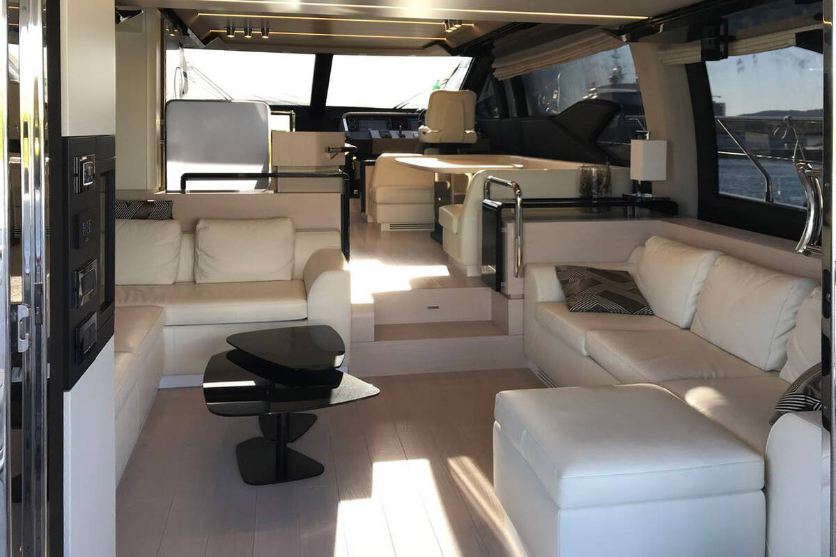 Azimut 66 2017