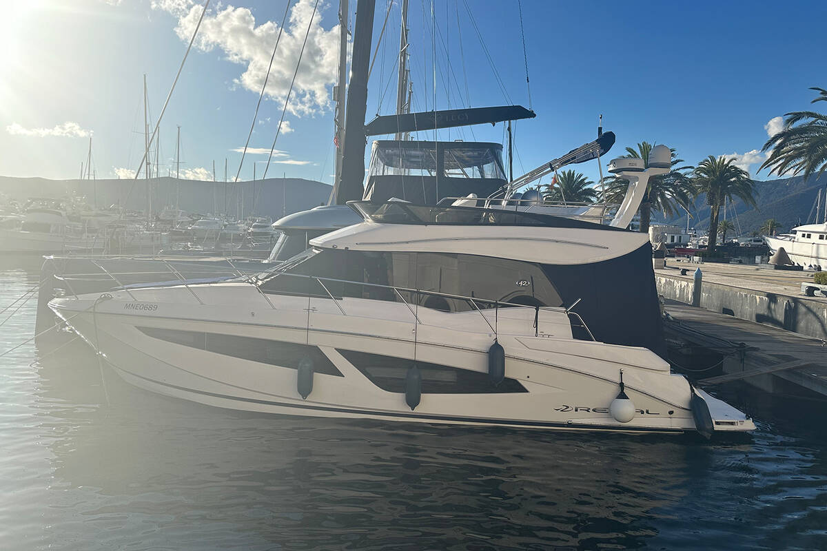 Regal 42