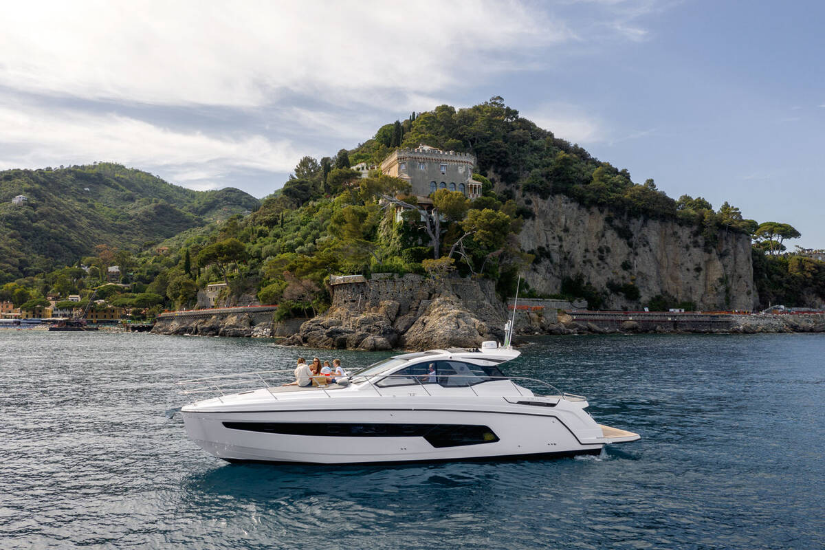 Экстерьер Atlantis 45