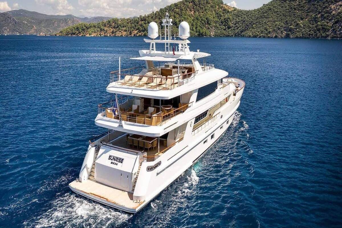 Экстерьер Yildiz 43m M/Y Sunrise 2020