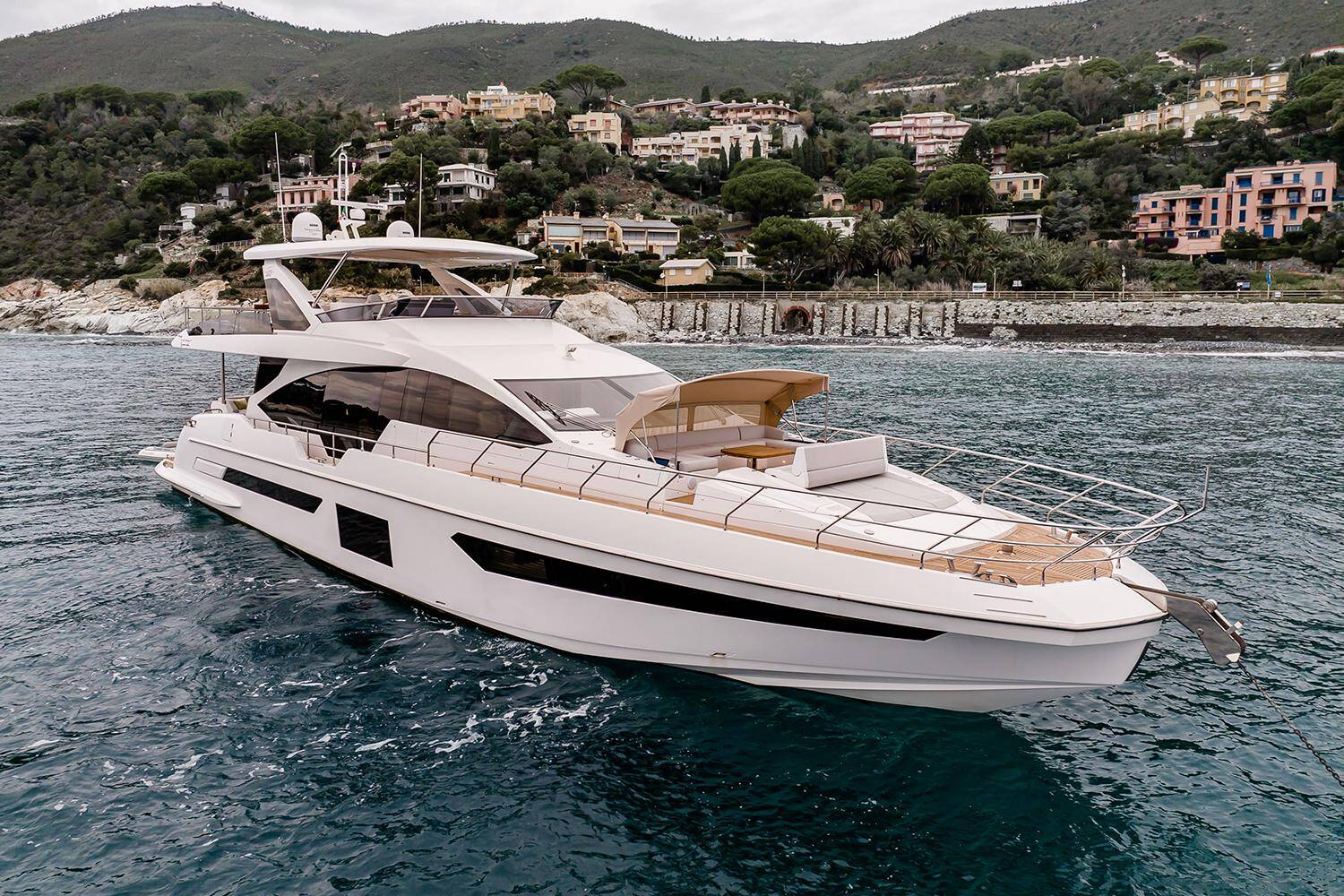 M/Y LASTOCHKA