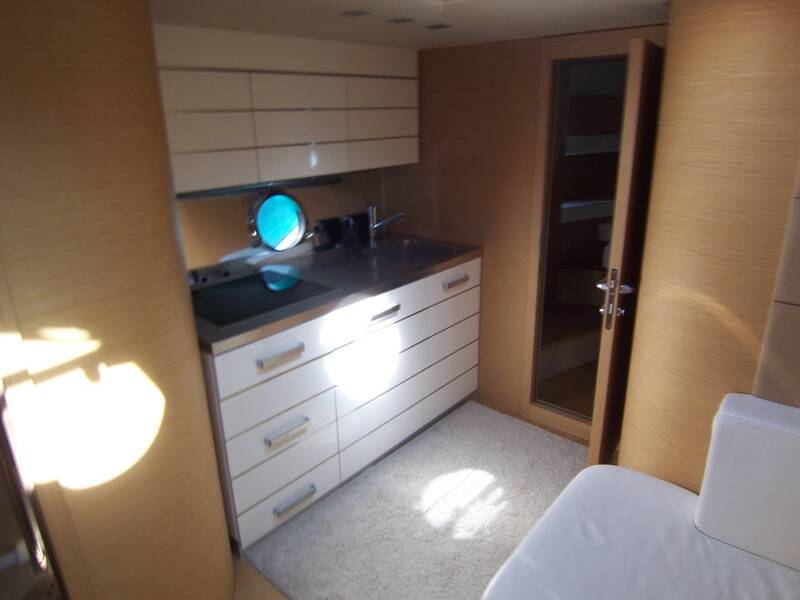 Der Salon auf dem unteren Deck