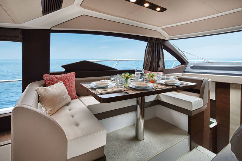 Der Salon auf dem Hauptdeck