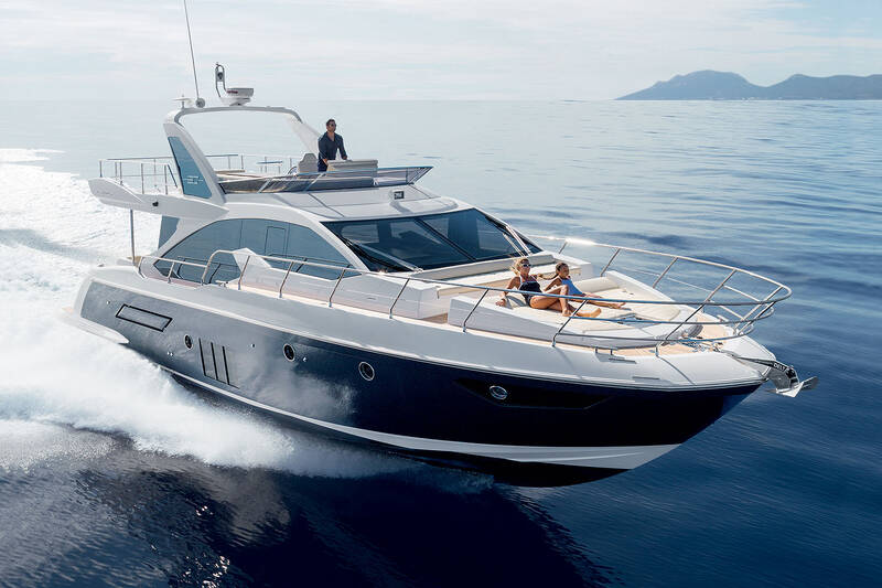 Au&szlig;en-Azimut 50 Flybridge