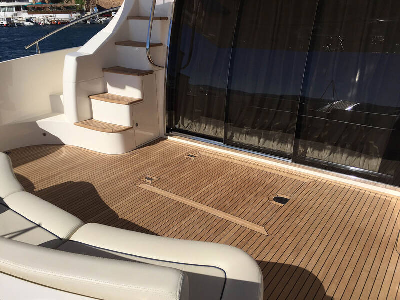 Cockpit (Teak geschliffen im Juli 2016)
