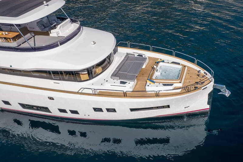 Экстерьер Sirena 64 