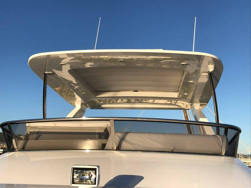 Azimut 66 2017