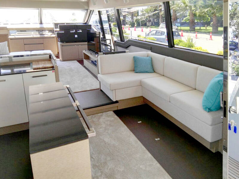 Интерьер Prestige 680