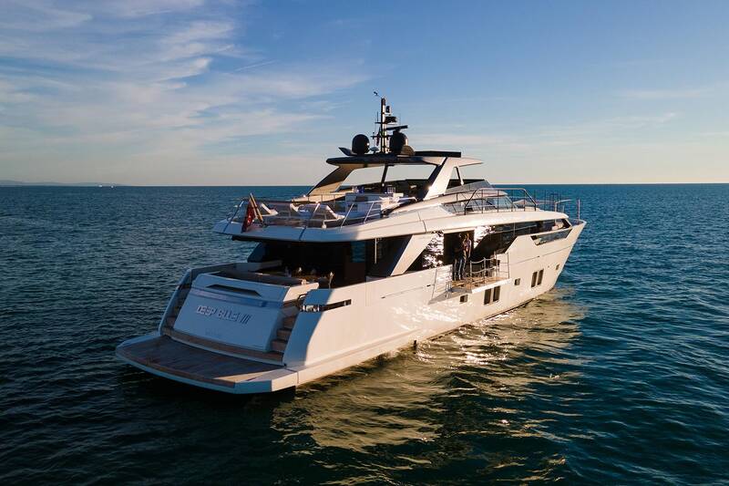 Экстерьер Sanlorenzo SL102 <br/>M/Y DEEP BLUE III 2019