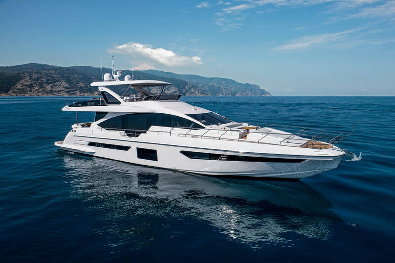 Экстерьер Azimut Grande 25 METRI