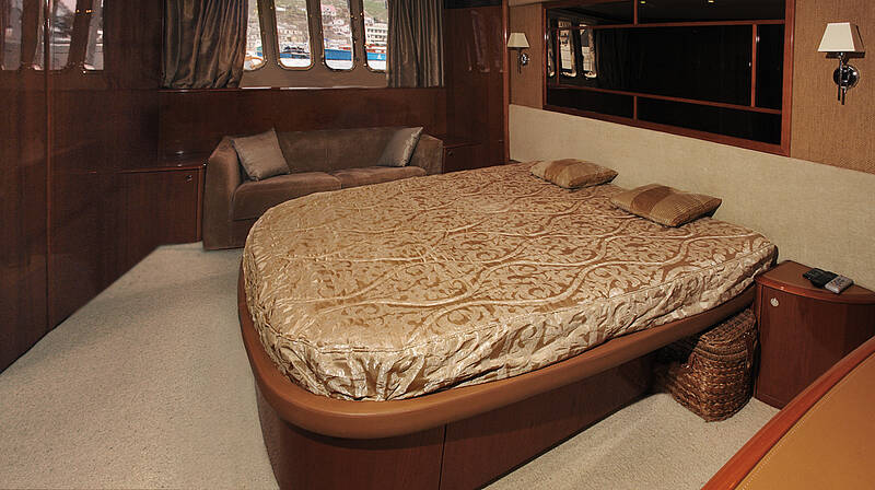 Каюта владельца Princess 67 (2007)